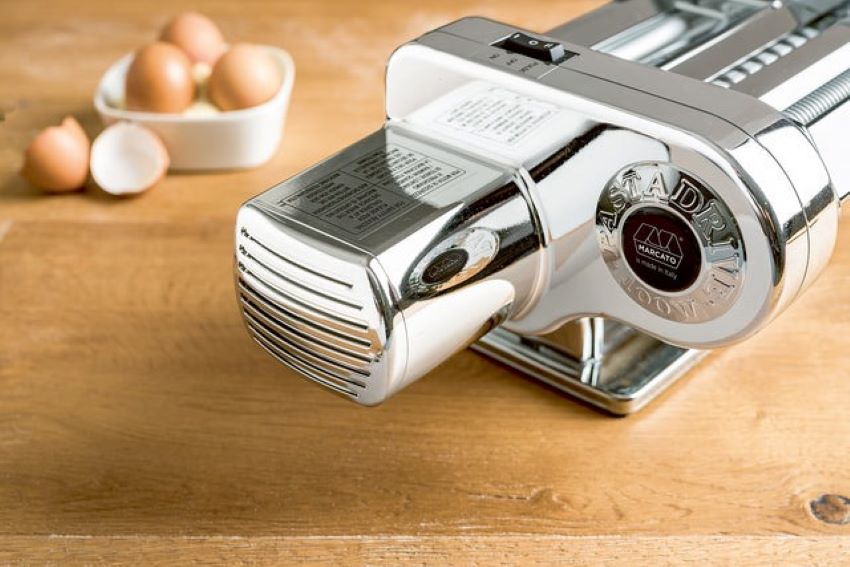 Marcato Atlasmotor Electric Pasta Machine: Perfect for Home
